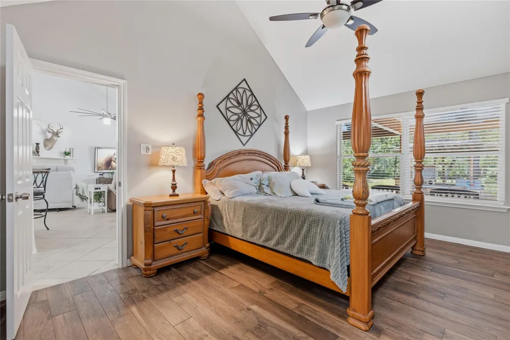 203 Mapleleaf Street Magnolia, TX 77354