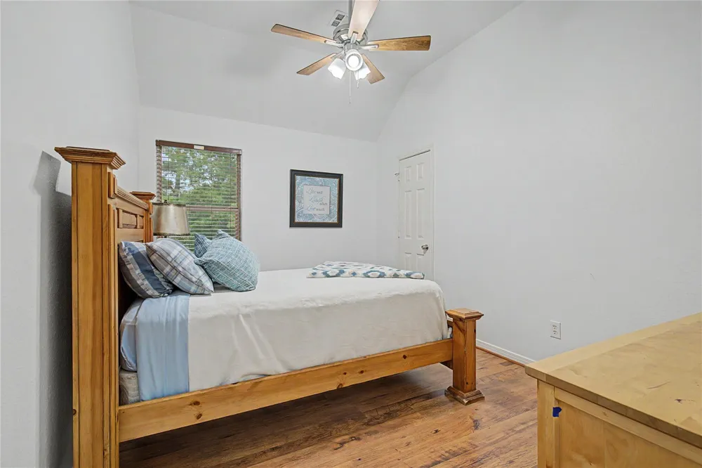 203 Mapleleaf Street Magnolia, TX 77354