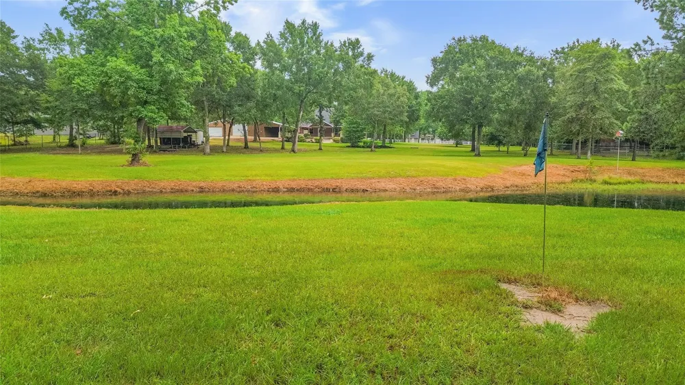 203 Mapleleaf Street Magnolia, TX 77354