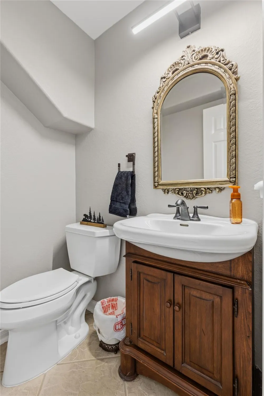 203 Mapleleaf Street Magnolia, TX 77354