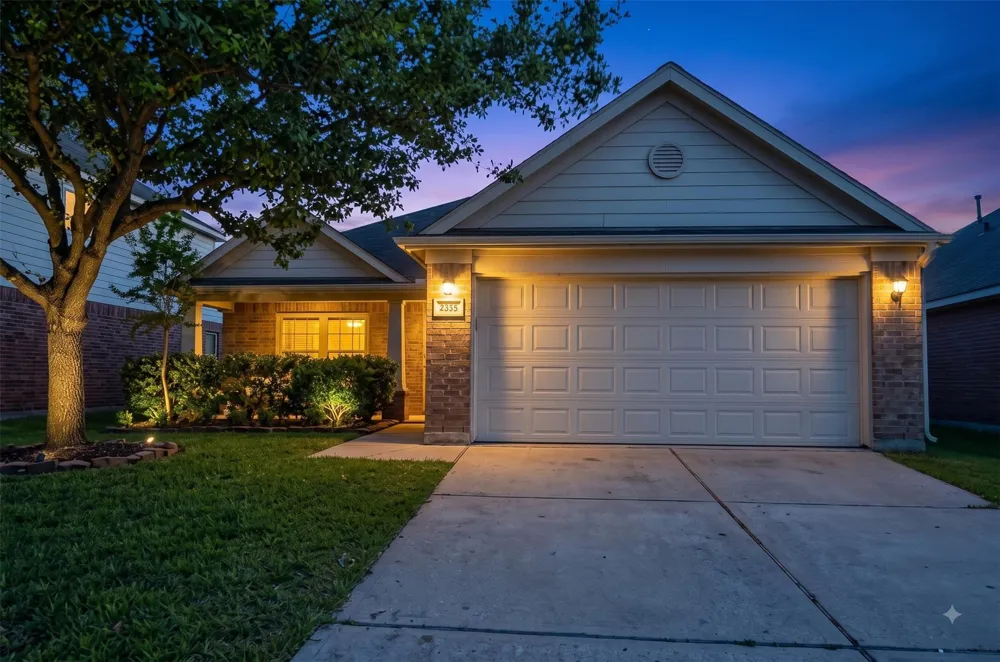 21922 Golden Cedar Drive Cypress, TX 77433