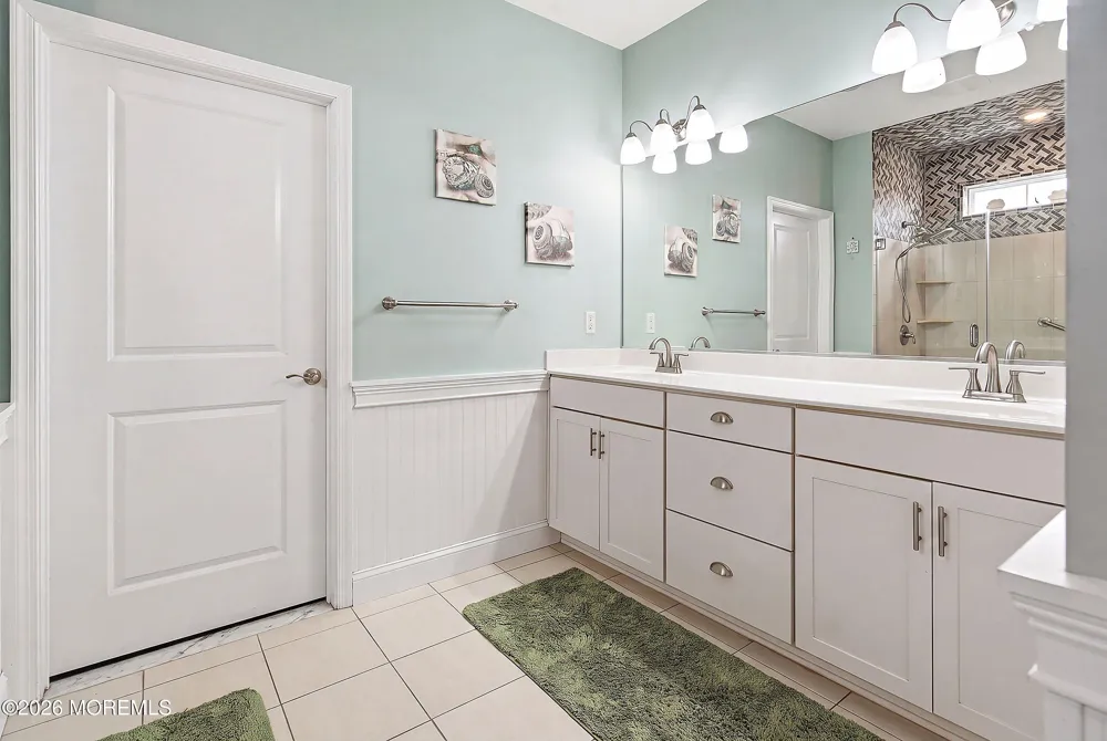 6 Otter Circle Barnegat, NJ 08005