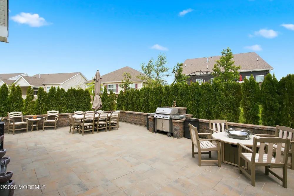 6 Otter Circle Barnegat, NJ 08005
