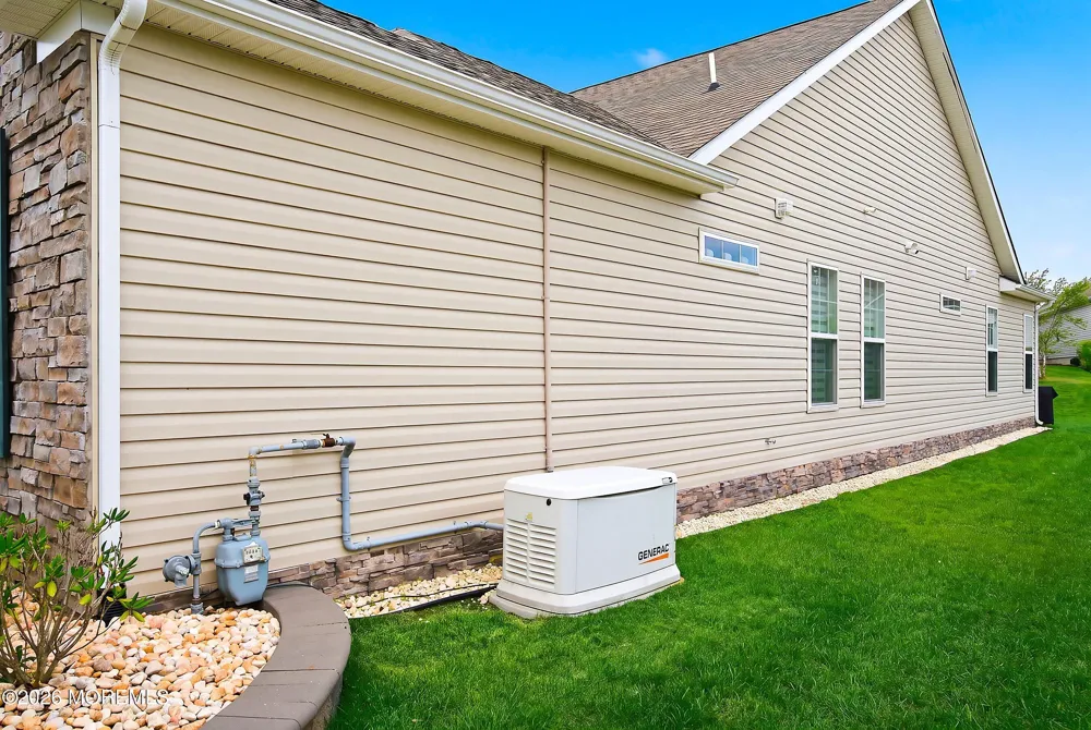 6 Otter Circle Barnegat, NJ 08005
