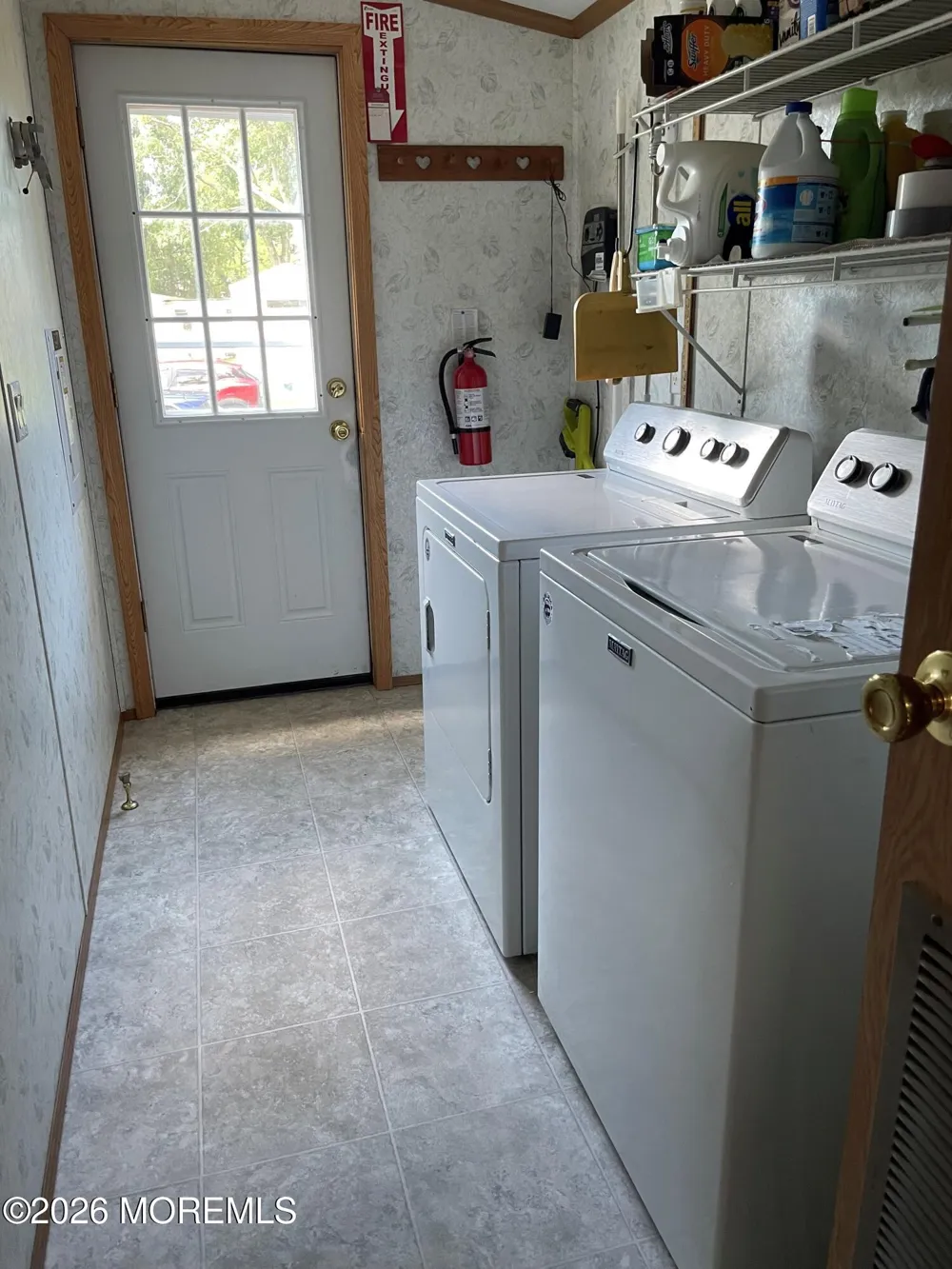 102 Cedar Lane Barnegat, NJ 08005
