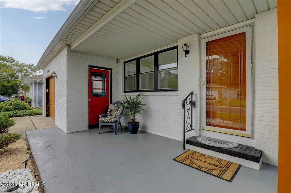 135 Biabou Drive Toms River, NJ 08757