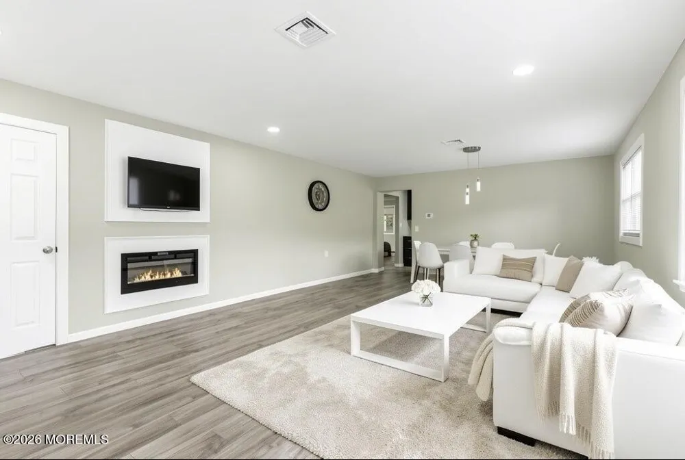 135 Biabou Drive Toms River, NJ 08757