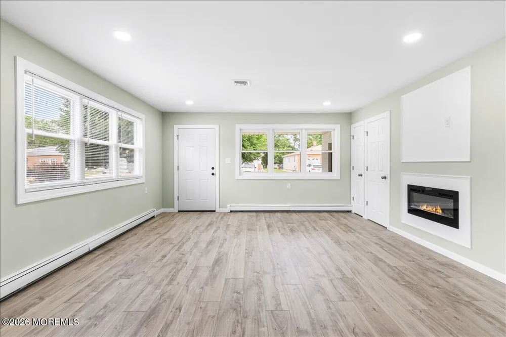 135 Biabou Drive Toms River, NJ 08757