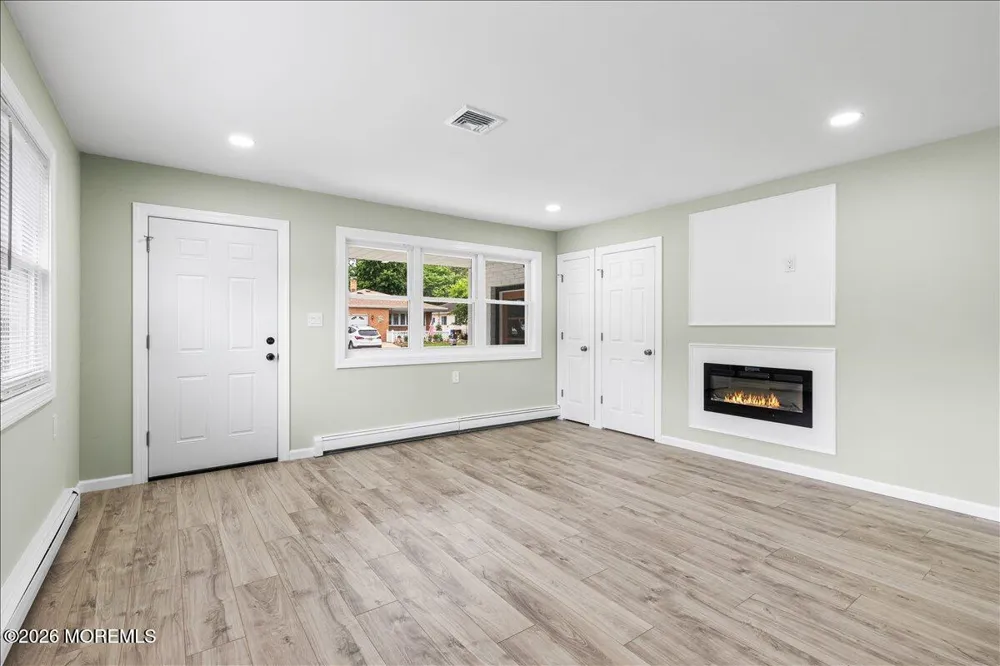 135 Biabou Drive Toms River, NJ 08757