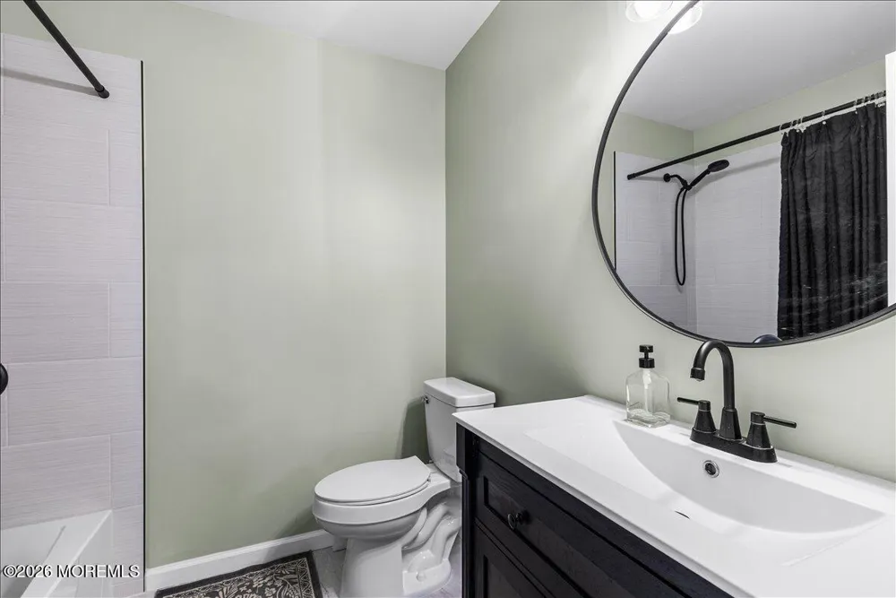 135 Biabou Drive Toms River, NJ 08757