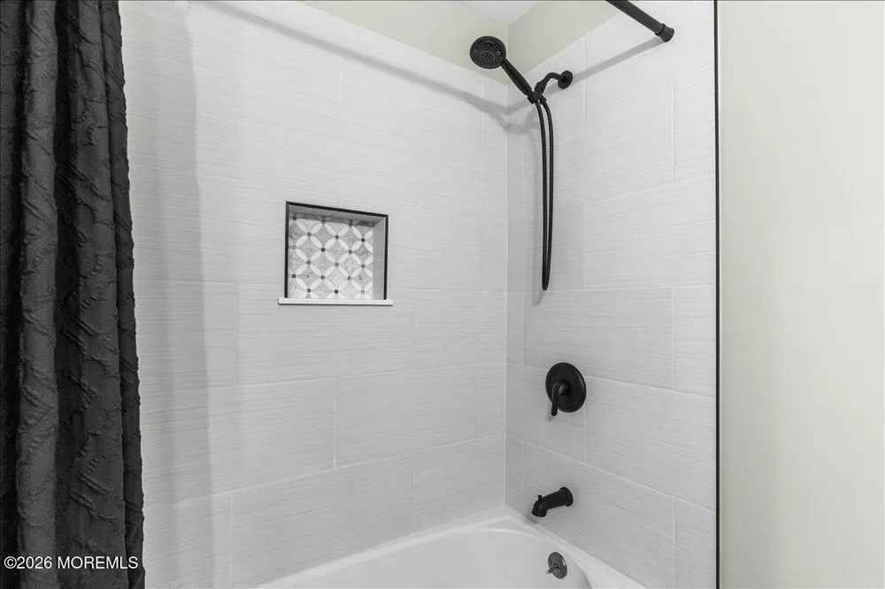135 Biabou Drive Toms River, NJ 08757