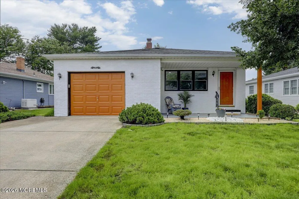 135 Biabou Drive Toms River, NJ 08757