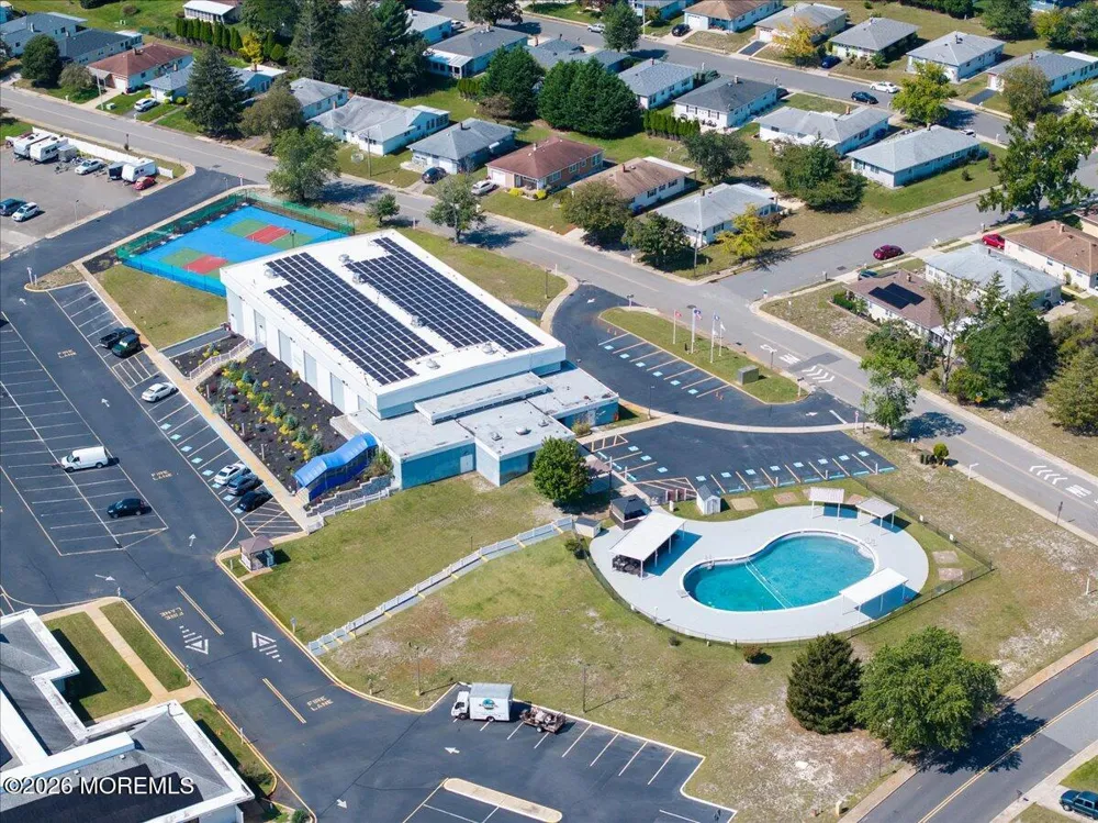 135 Biabou Drive Toms River, NJ 08757