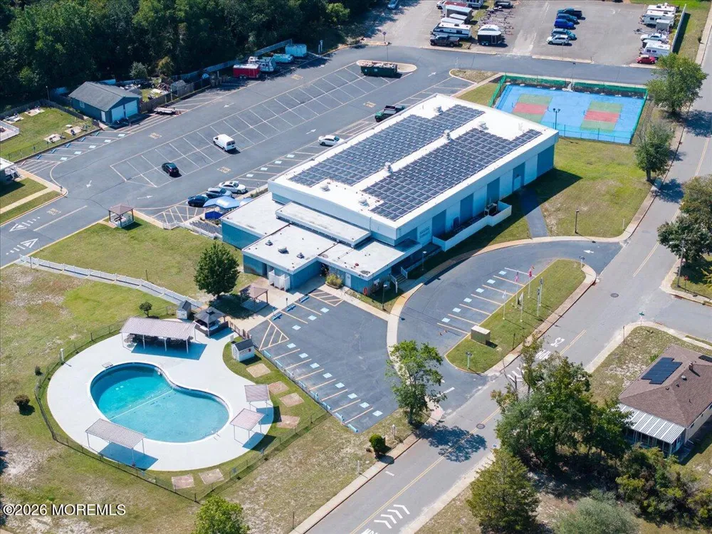 135 Biabou Drive Toms River, NJ 08757