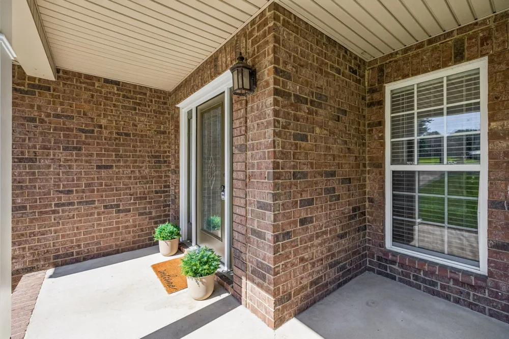 6010 Woodview Ct Greenbrier, TN 37073