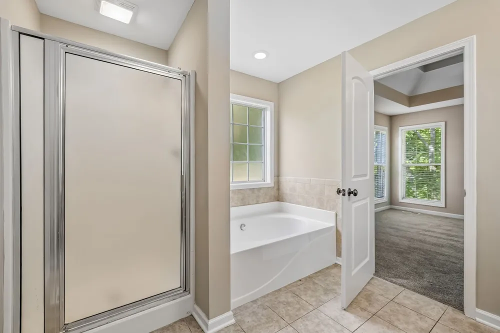 6010 Woodview Ct Greenbrier, TN 37073
