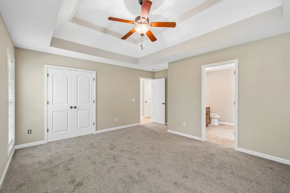 6010 Woodview Ct Greenbrier, TN 37073