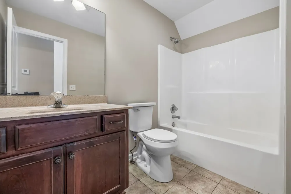 6010 Woodview Ct Greenbrier, TN 37073