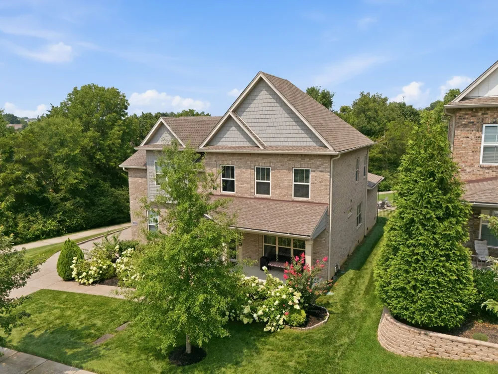 2205 Kirkwall Dr Nolensville, TN 37135