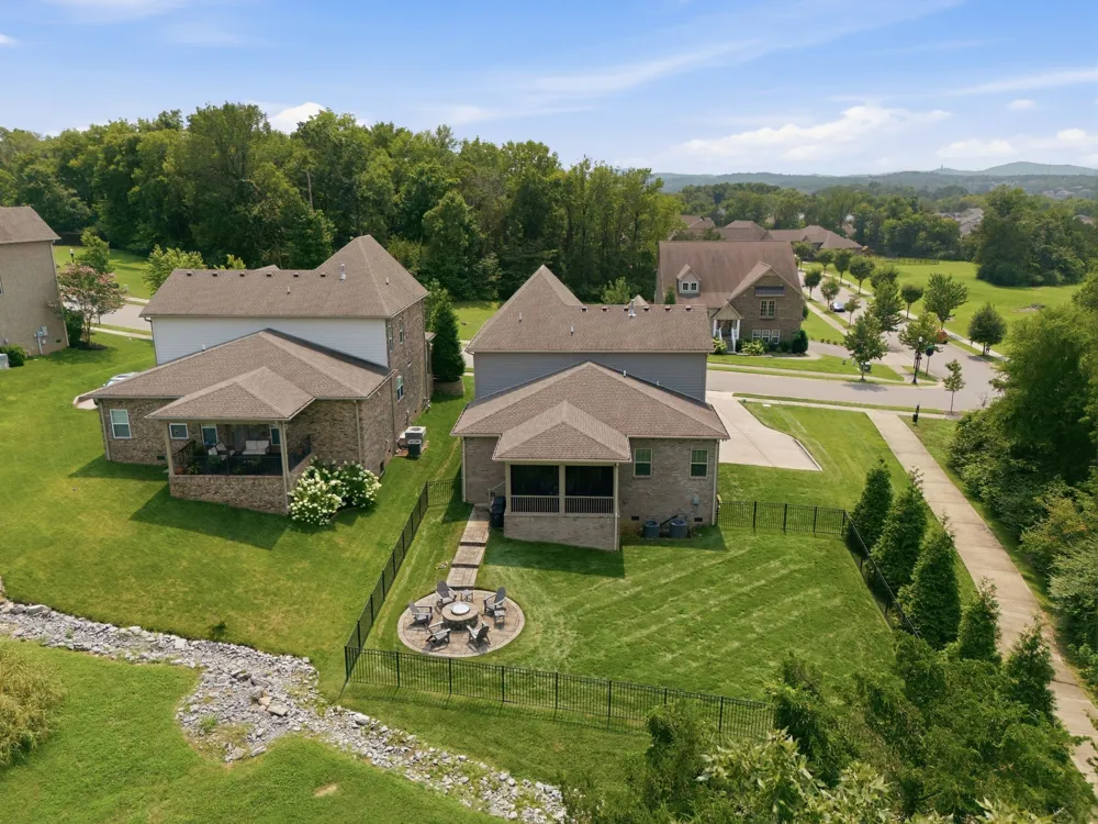 2205 Kirkwall Dr Nolensville, TN 37135