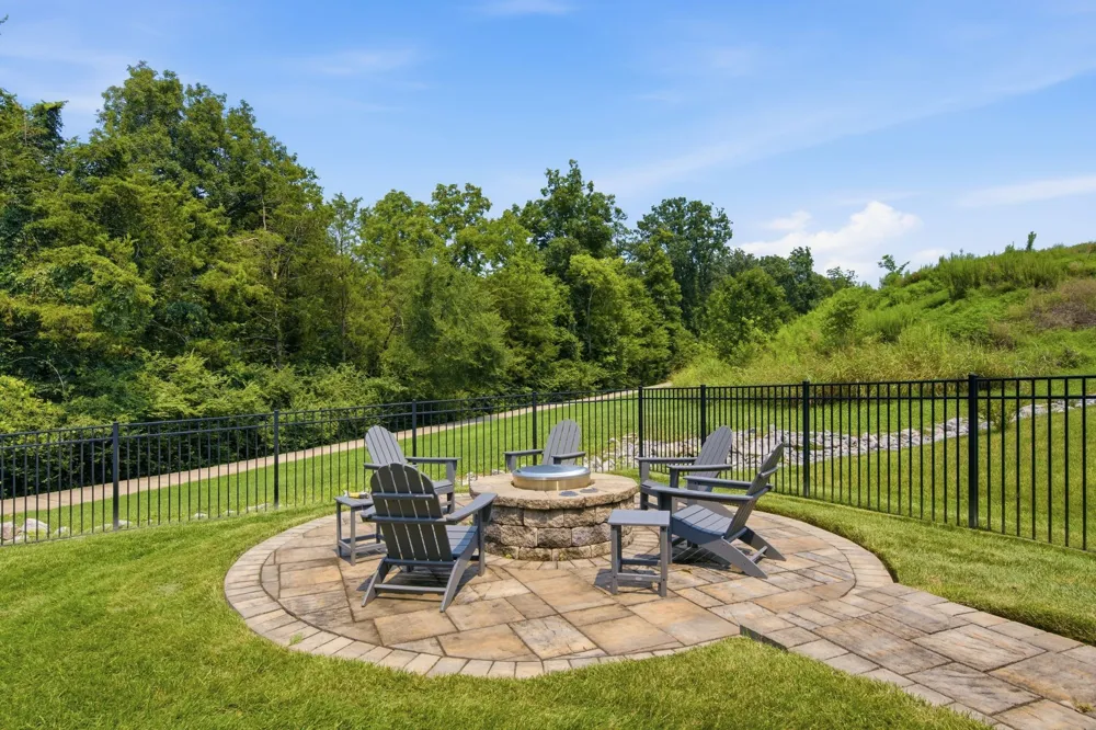 2205 Kirkwall Dr Nolensville, TN 37135
