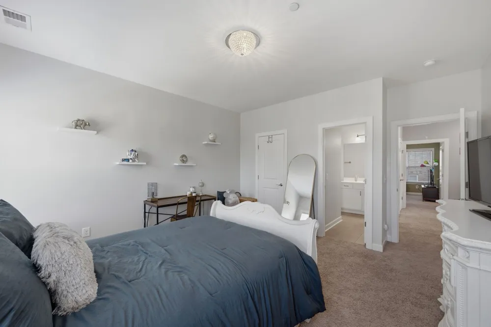 2205 Kirkwall Dr Nolensville, TN 37135