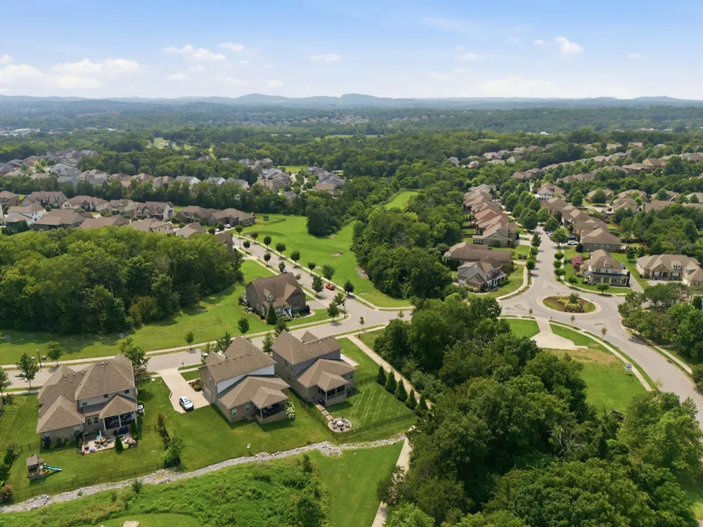 2205 Kirkwall Dr Nolensville, TN 37135