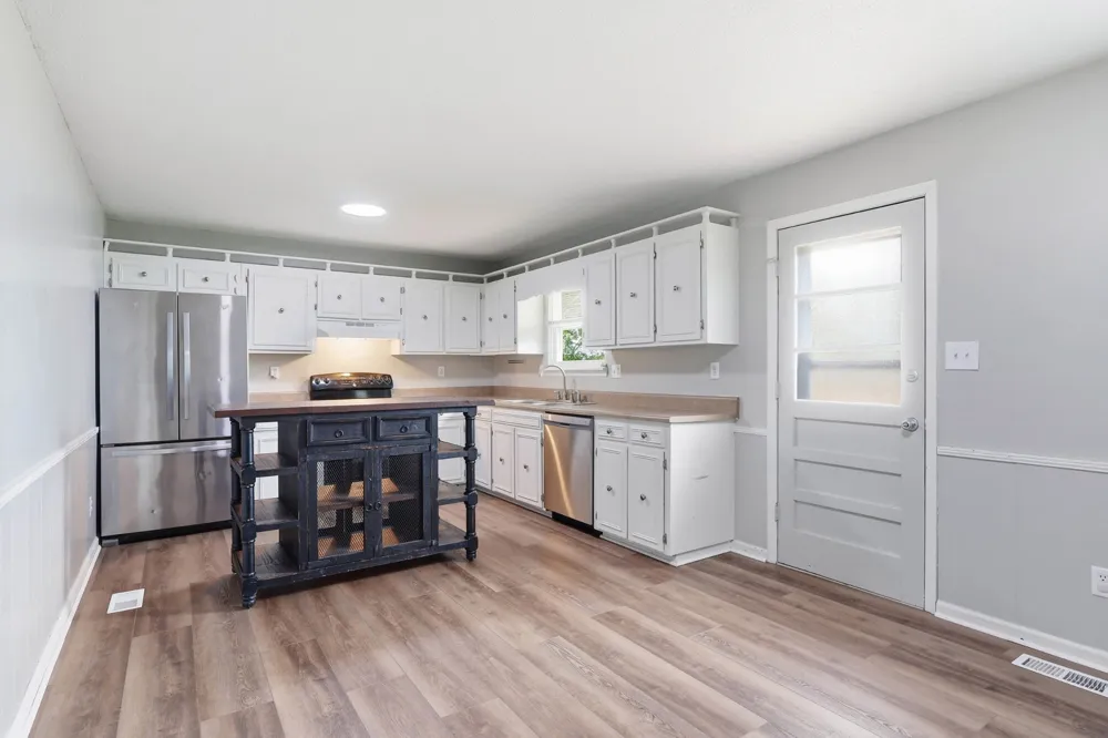 916 Tri Cir NE Cleveland, TN 37312