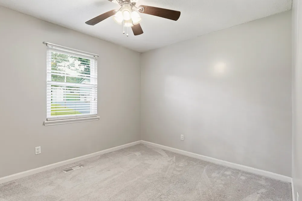916 Tri Cir NE Cleveland, TN 37312