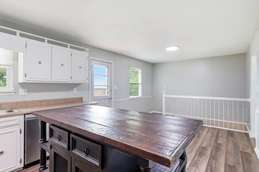 916 Tri Cir NE Cleveland, TN 37312