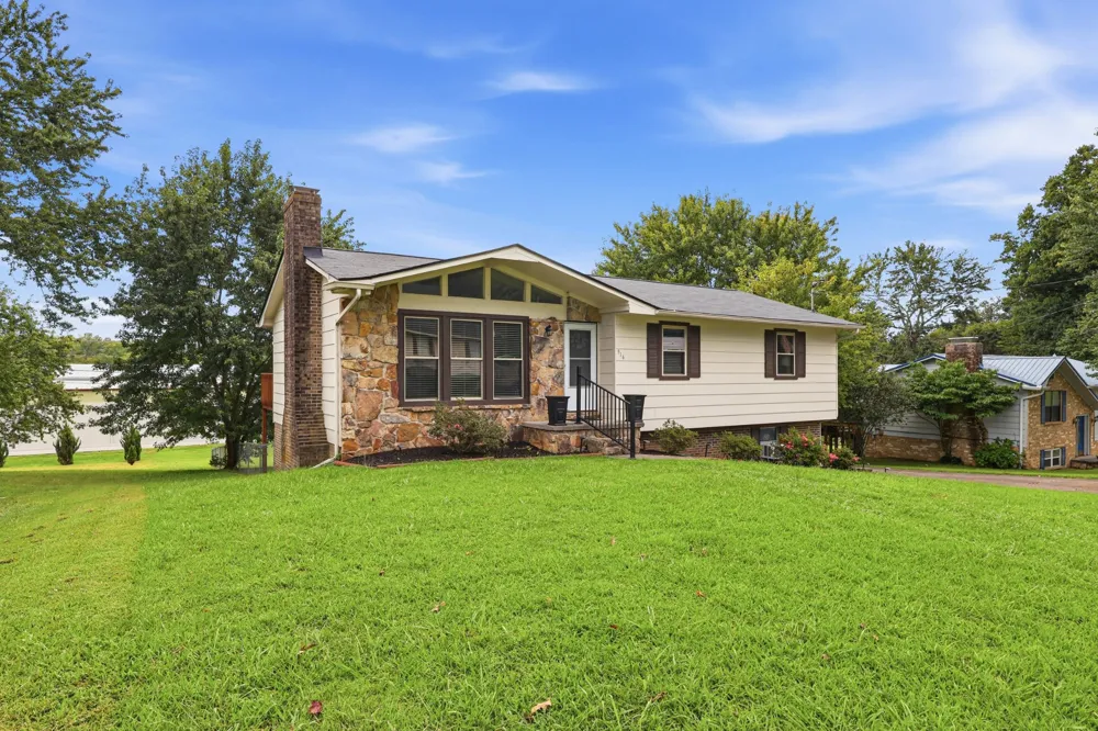 916 Tri Cir NE Cleveland, TN 37312