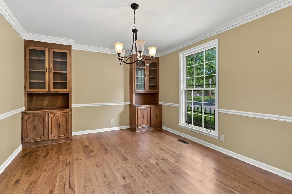 1713 Pinetree Ln Brentwood, TN 37027