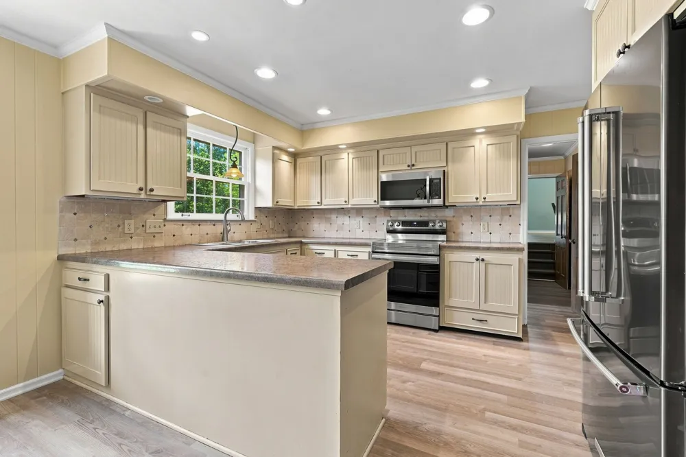 1713 Pinetree Ln Brentwood, TN 37027