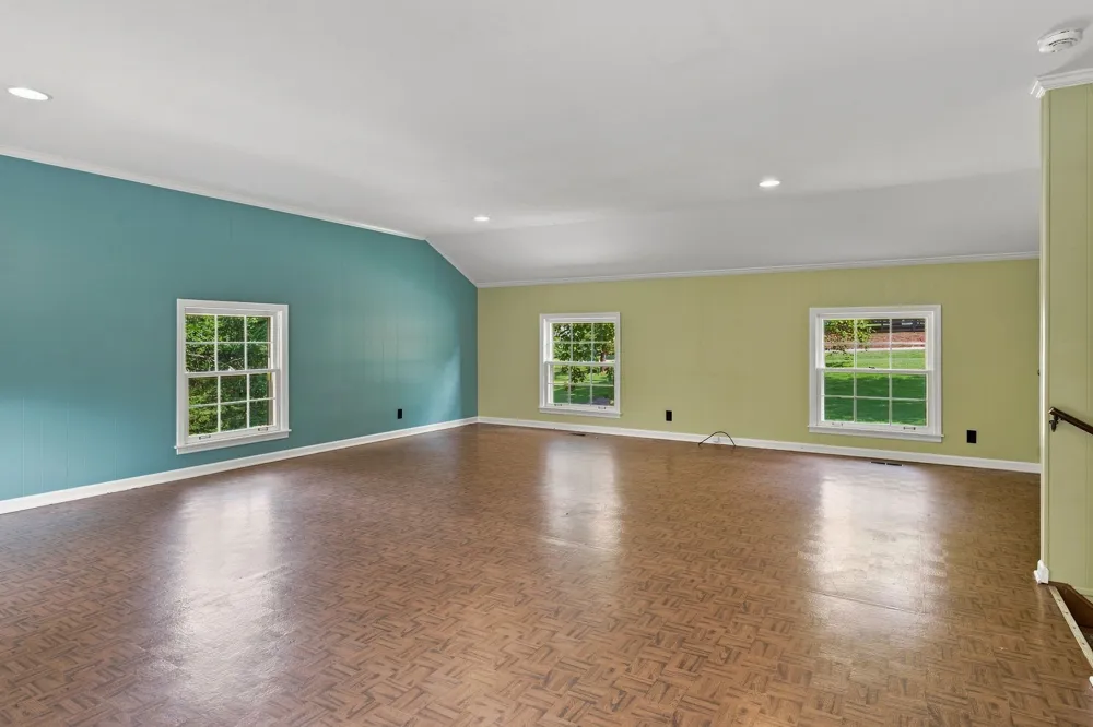 1713 Pinetree Ln Brentwood, TN 37027