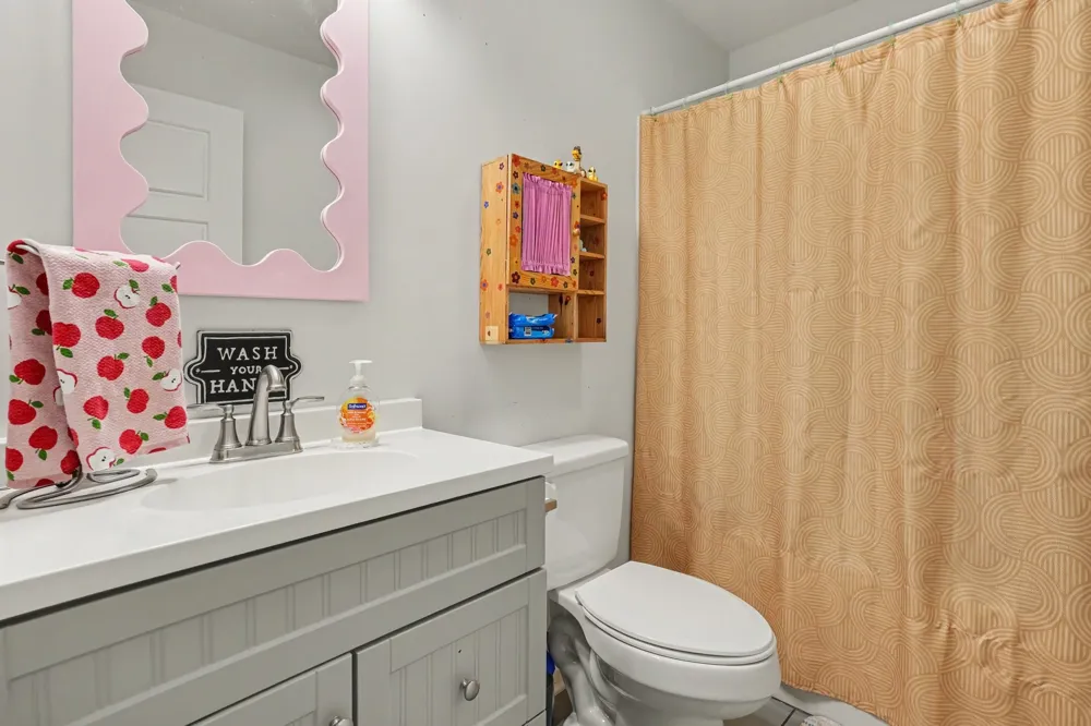2099 Webster St Greenbrier, TN 37073