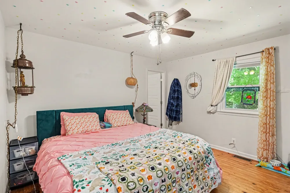 2099 Webster St Greenbrier, TN 37073