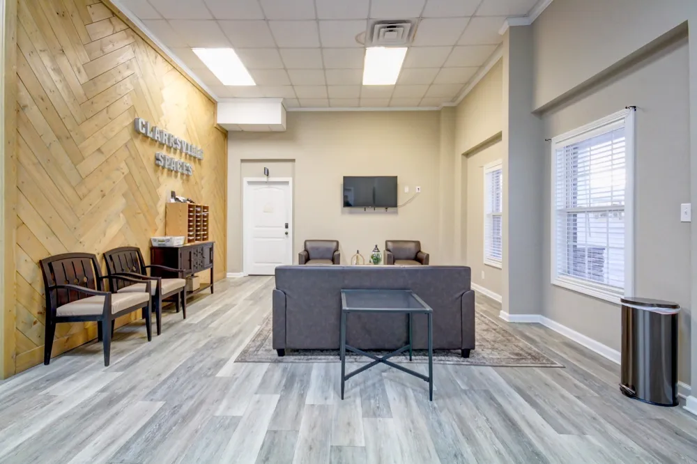 1017 S Riverside Dr #255 Clarksville, TN 37040