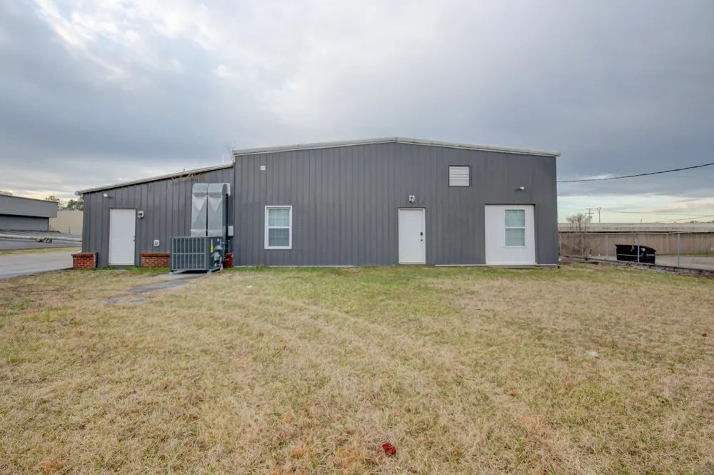 1017 S Riverside Dr #255 Clarksville, TN 37040