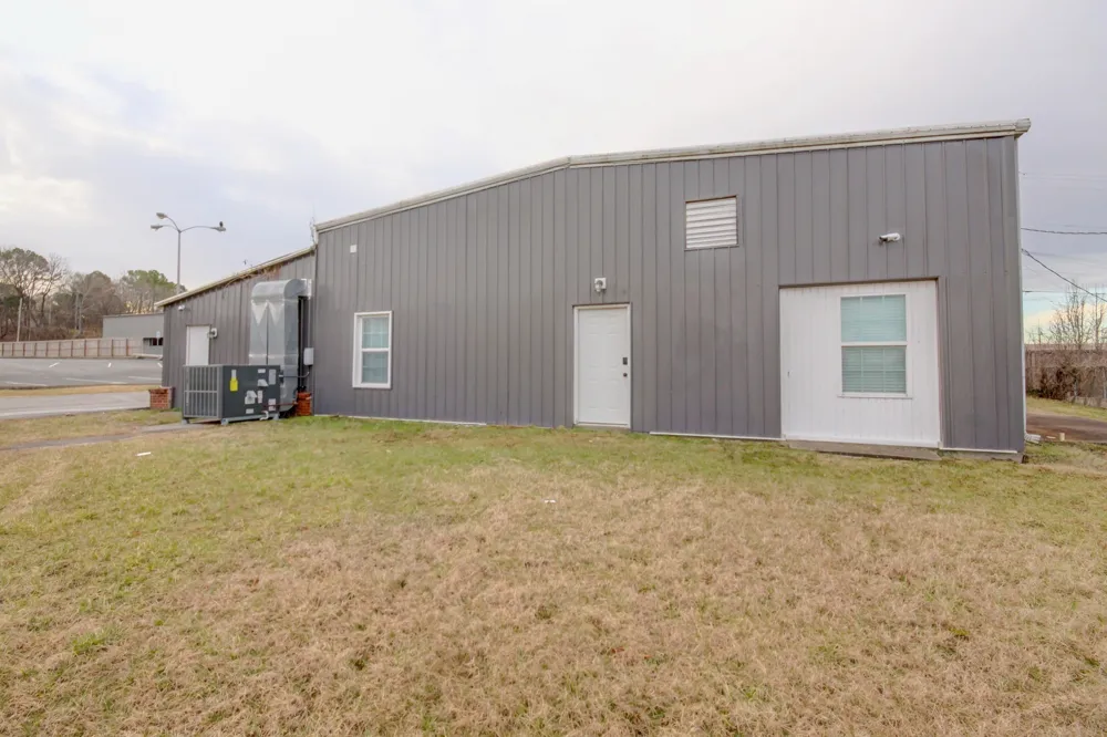 1017 S Riverside Dr #255 Clarksville, TN 37040