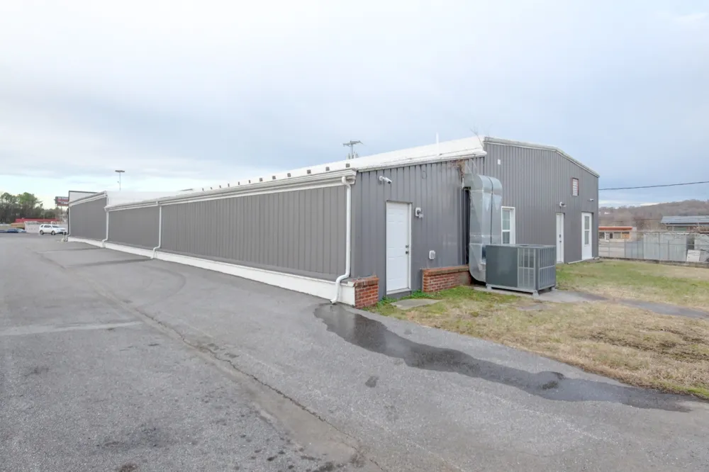 1017 S Riverside Dr #255 Clarksville, TN 37040