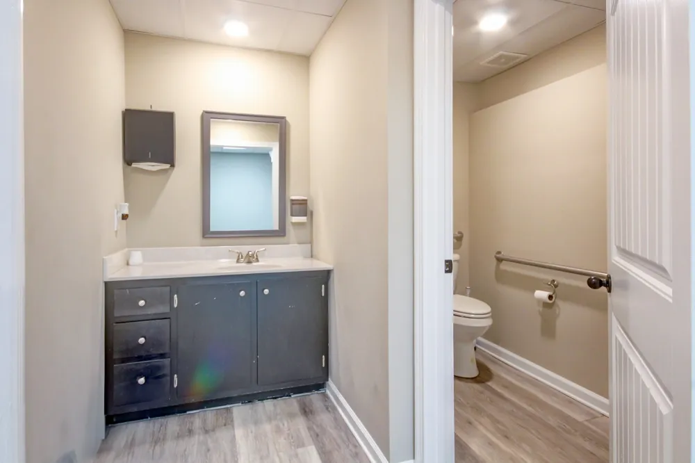1017 S Riverside Dr #255 Clarksville, TN 37040