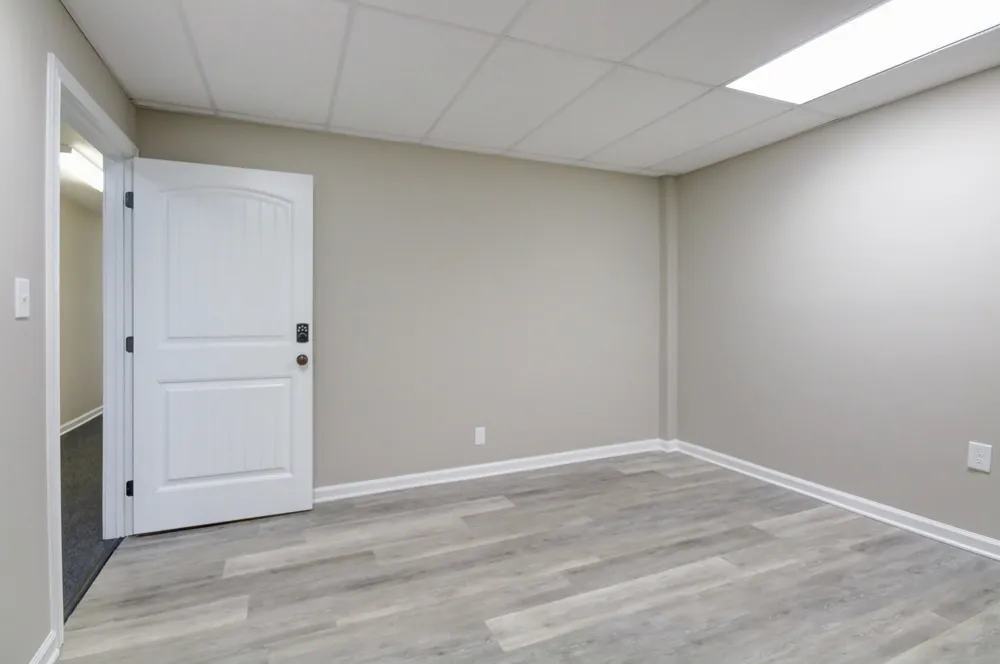 1017 S Riverside Dr #255 Clarksville, TN 37040