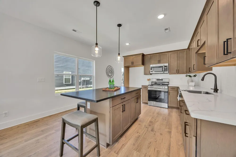 1890 Cotton Way Chattanooga, TN 37404