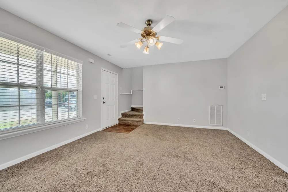 1036 Cheryl Ln La Vergne, TN 37086