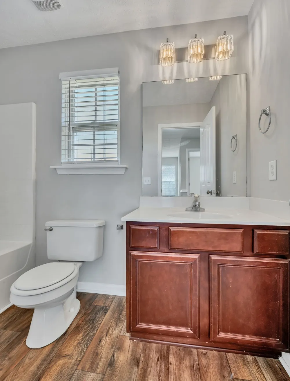 1036 Cheryl Ln La Vergne, TN 37086