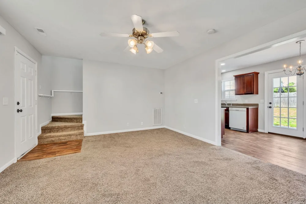 1036 Cheryl Ln La Vergne, TN 37086