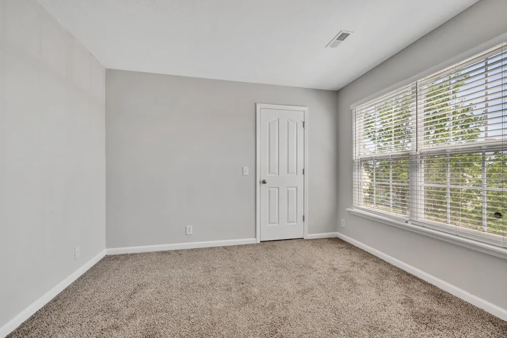 1036 Cheryl Ln La Vergne, TN 37086