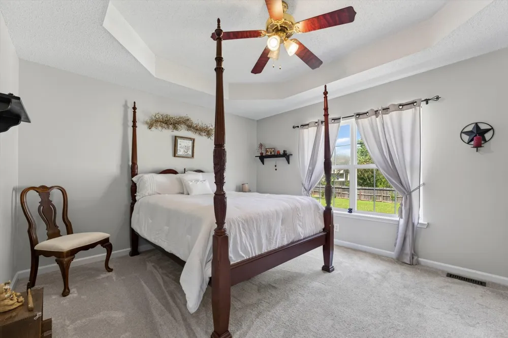 3795 Madeline Ct Clarksville, TN 37042
