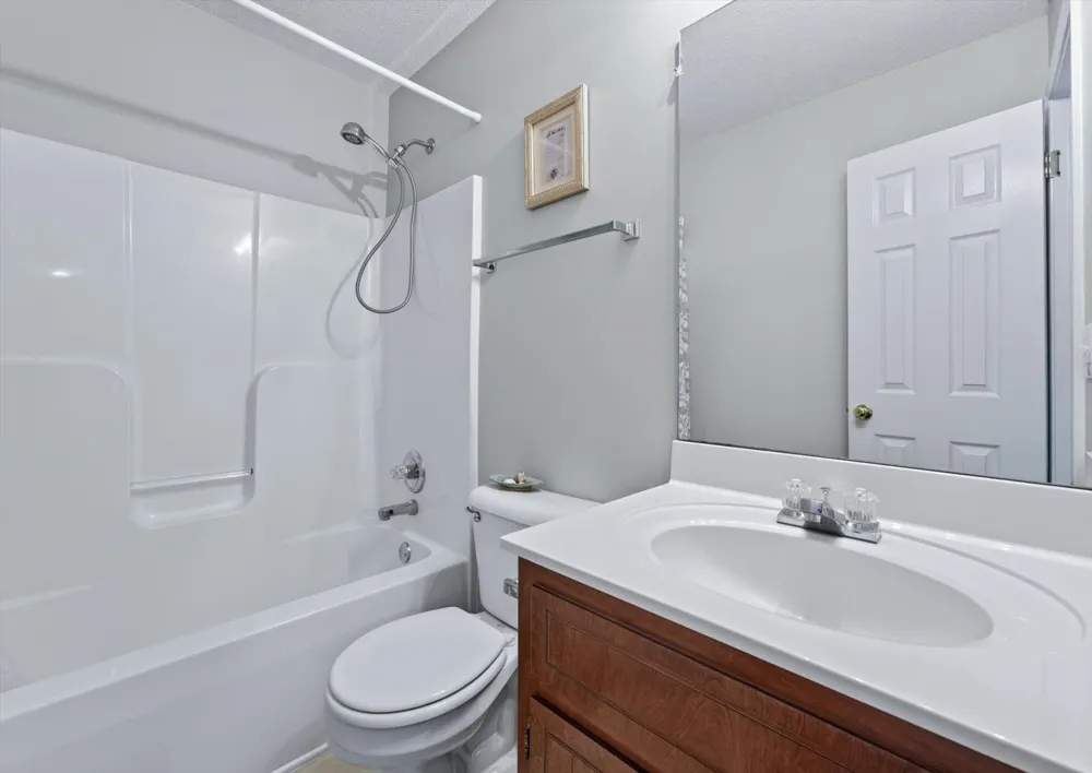 3795 Madeline Ct Clarksville, TN 37042