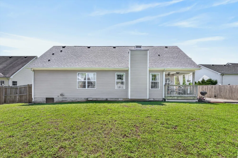 3795 Madeline Ct Clarksville, TN 37042